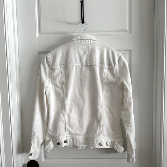 Old Navy denim jacket in white - Picture 2 of 3